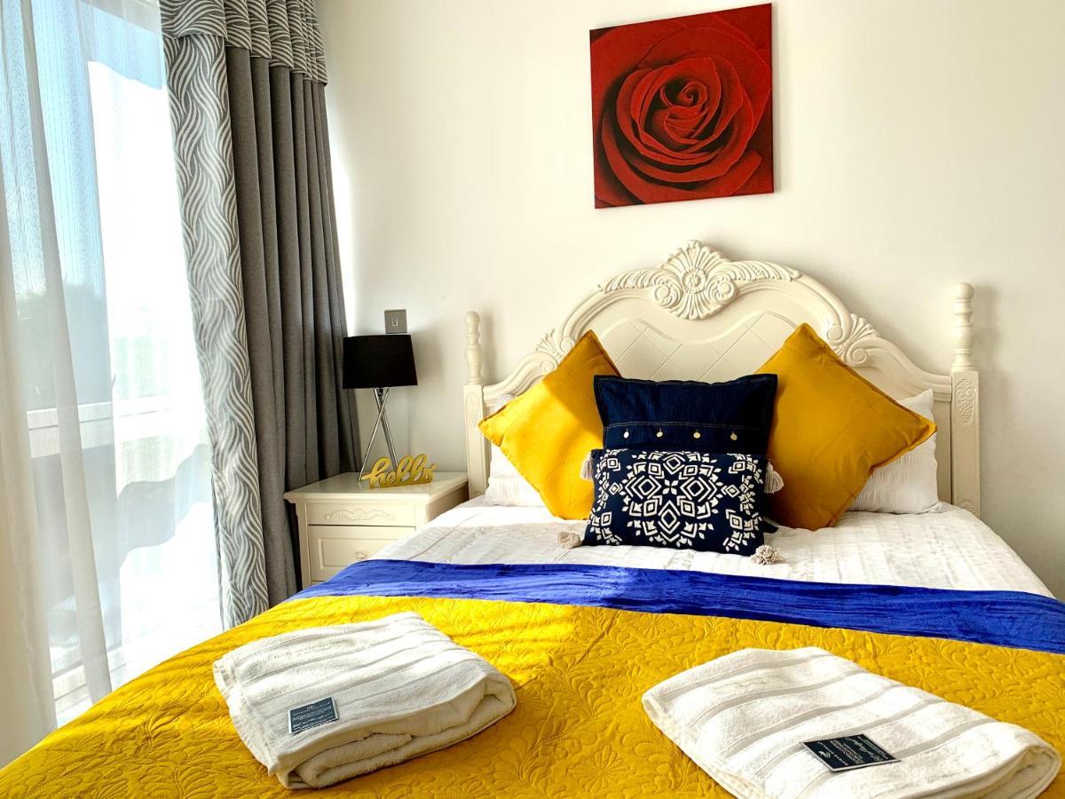 2-Bedrooms Modern Apartment Next To Velodrome, Lounge, Balcony, Parking, Abba London Eksteriør bilde