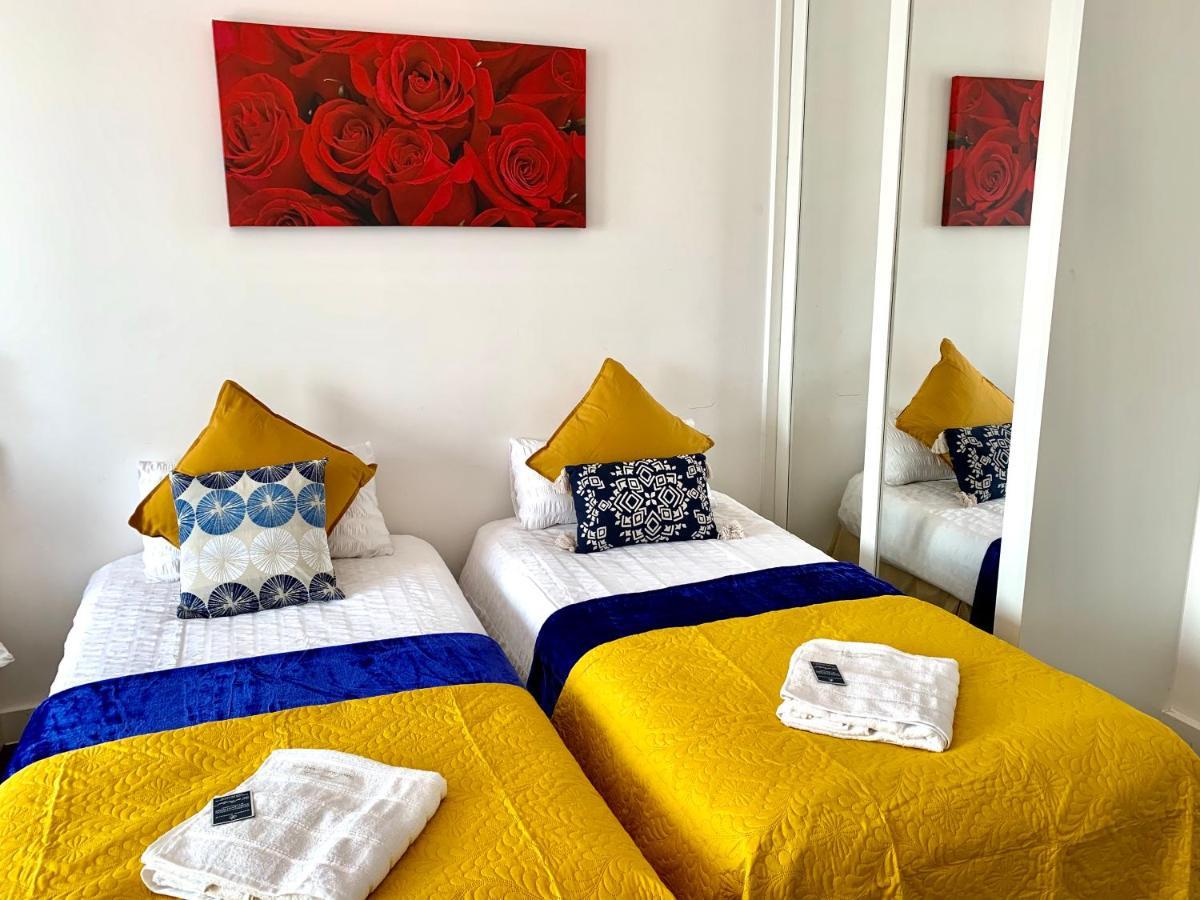 2-Bedrooms Modern Apartment Next To Velodrome, Lounge, Balcony, Parking, Abba London Eksteriør bilde