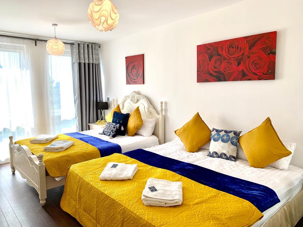 2-Bedrooms Modern Apartment Next To Velodrome, Lounge, Balcony, Parking, Abba London Eksteriør bilde