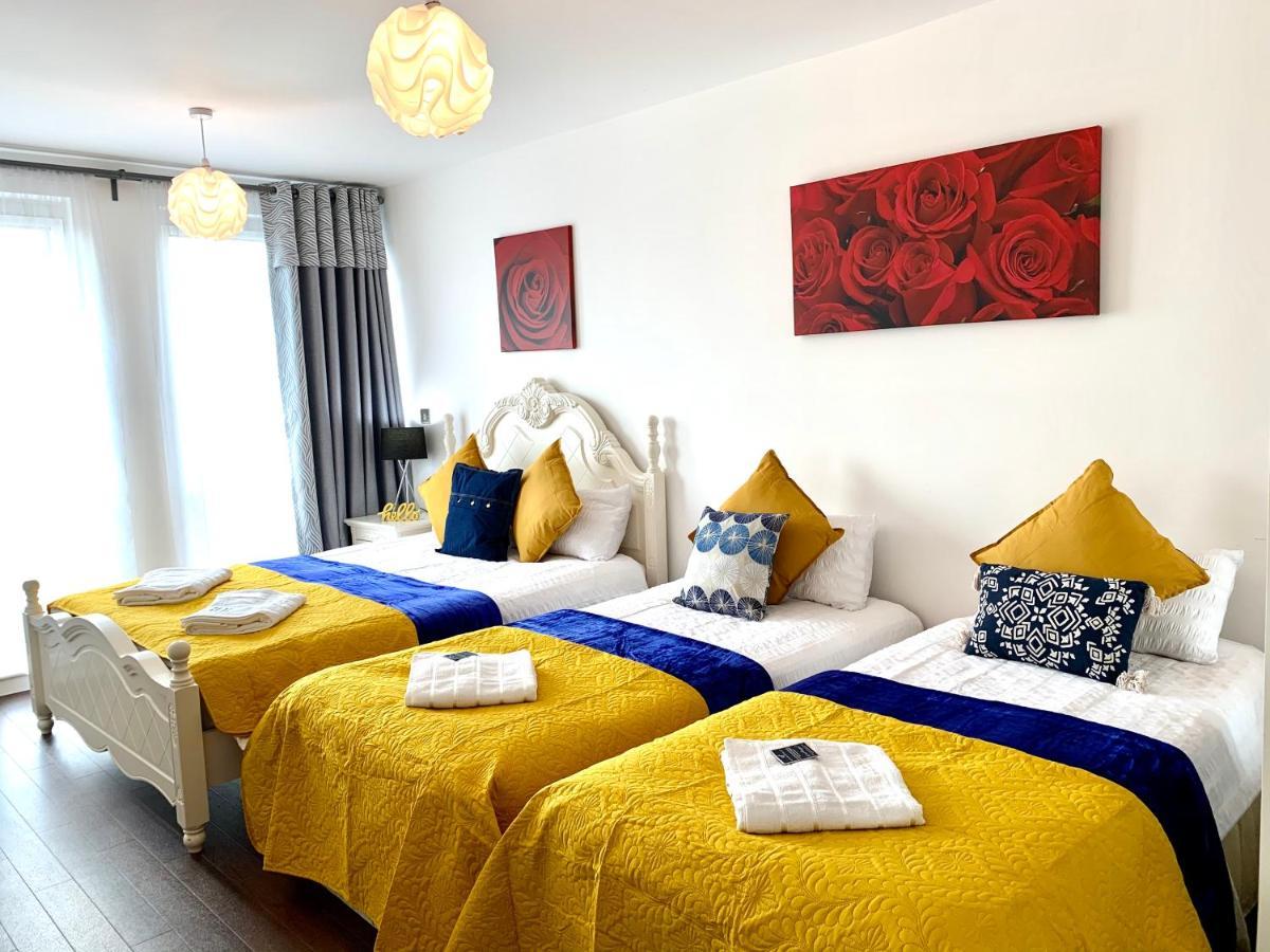 2-Bedrooms Modern Apartment Next To Velodrome, Lounge, Balcony, Parking, Abba London Eksteriør bilde