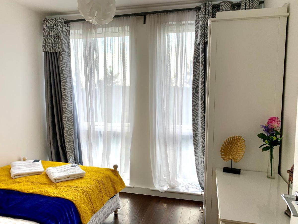 2-Bedrooms Modern Apartment Next To Velodrome, Lounge, Balcony, Parking, Abba London Eksteriør bilde