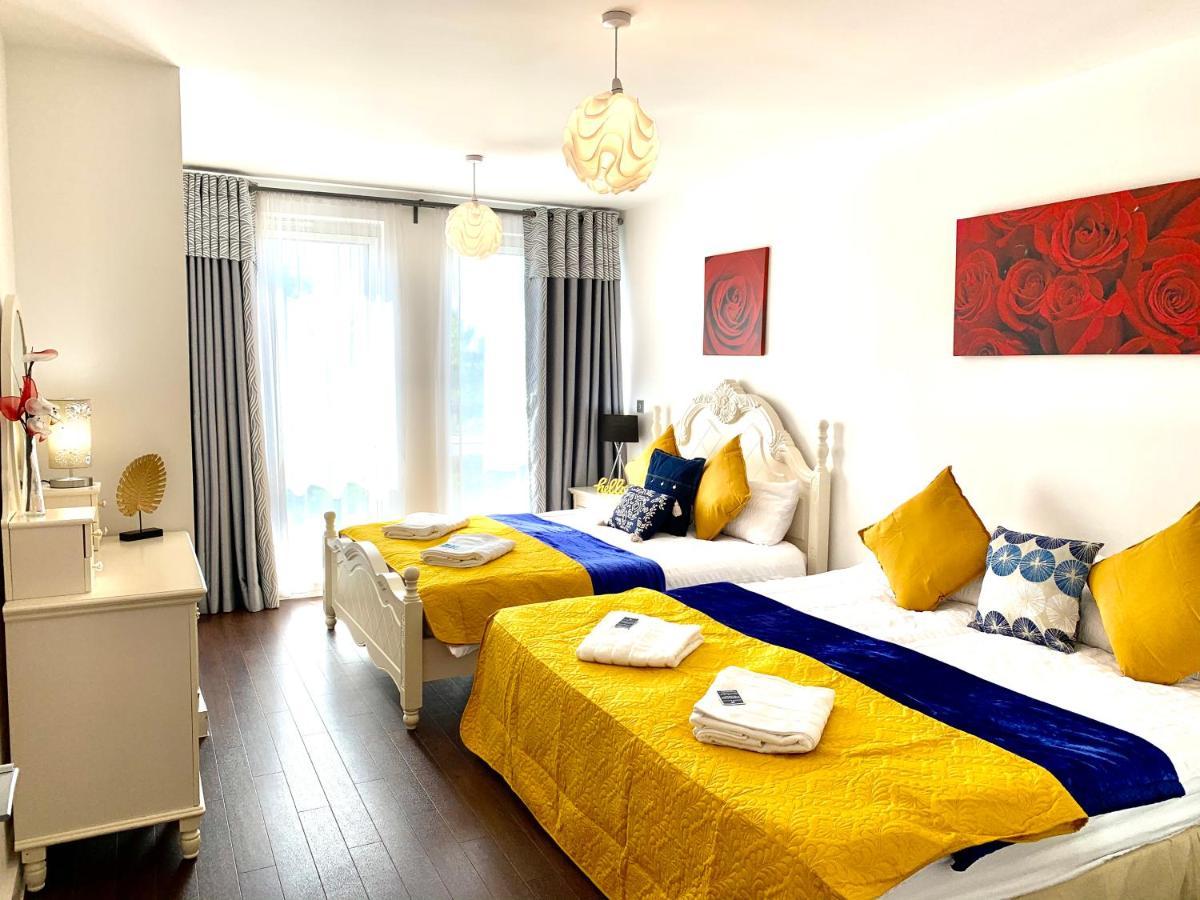 2-Bedrooms Modern Apartment Next To Velodrome, Lounge, Balcony, Parking, Abba London Eksteriør bilde
