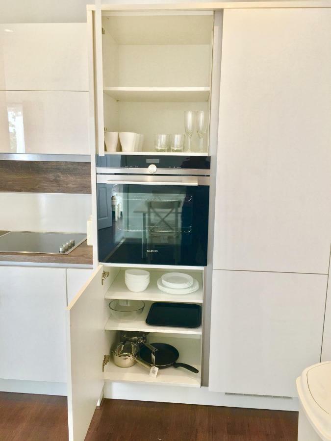 2-Bedrooms Modern Apartment Next To Velodrome, Lounge, Balcony, Parking, Abba London Eksteriør bilde